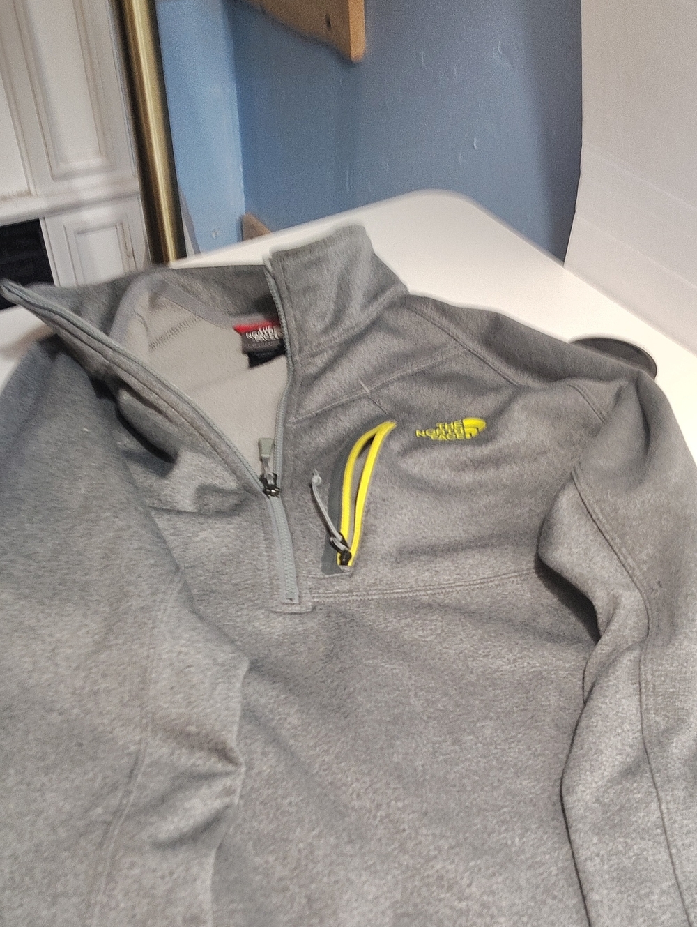 The North Face Men's Gray Quarter-Zip Pullover Sweater